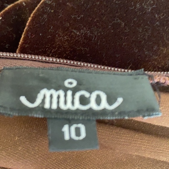 Mica - Picture 4 of 5